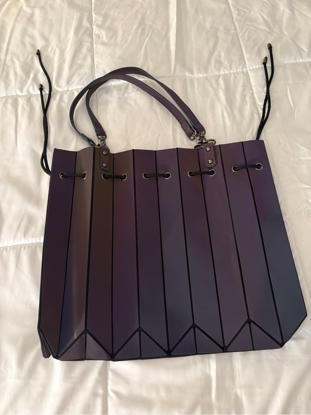 Vintage Y2K Purple Reflective Bucket Bag